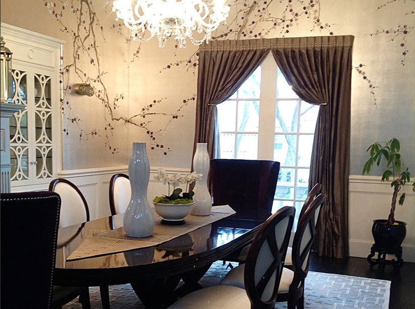 Flawless formal dining room decor